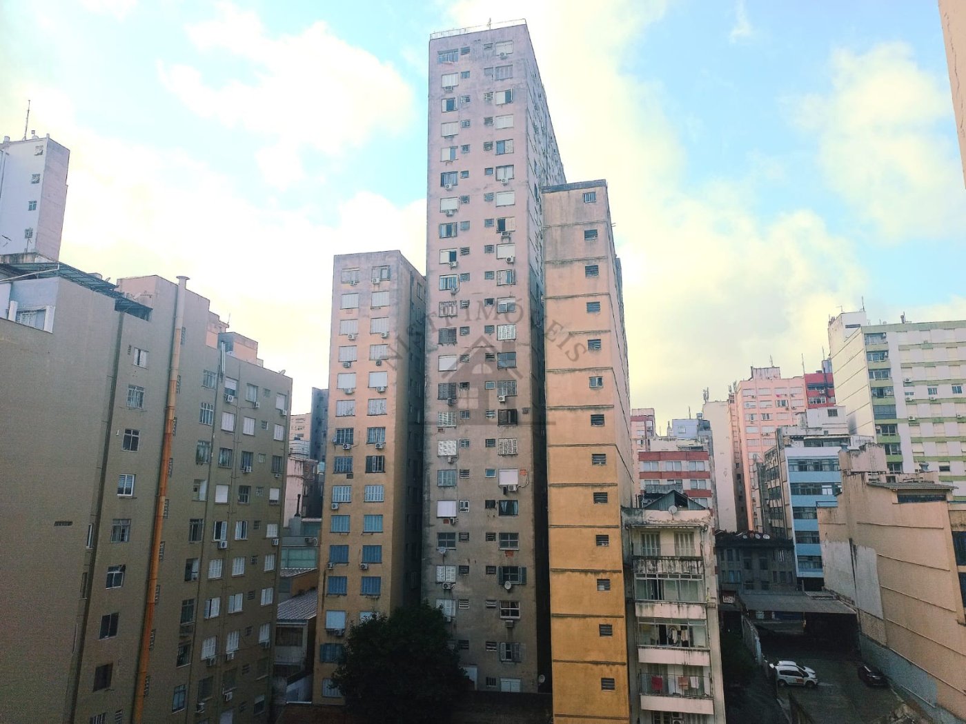 Sala Comercial de frente - Centro Histórico