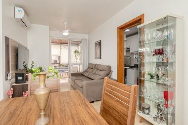 Apartamento 3 quartos para Venda no bairro Partenon em Porto Alegre