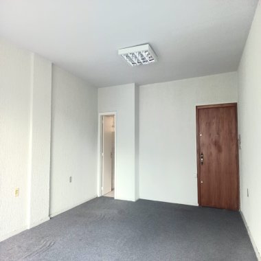 Sala comercial para Venda no bairro Centro Histórico em Porto Alegre