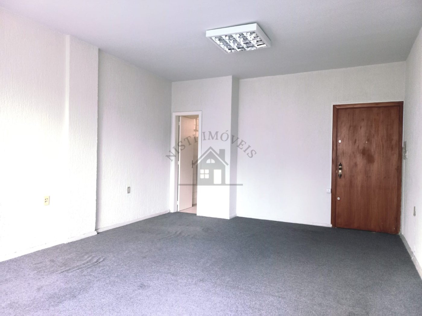 Sala comercial para Venda no bairro Centro Histórico em Porto Alegre