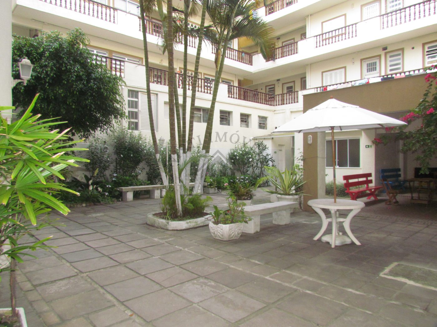 VENDE-SE APARTAMENTO VISTA MAR CENTRO CAPÃO DA CANOA