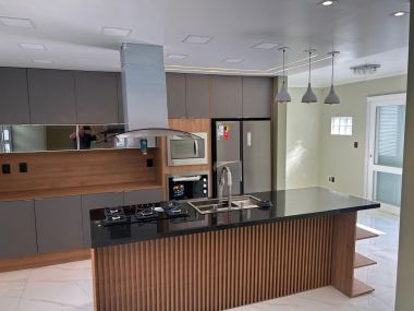CASA 3 DORMITÓRIOS - GARAGEM 4 CARROS - JARDIM LINDÓIA - PORTO ALEGRE/RS
